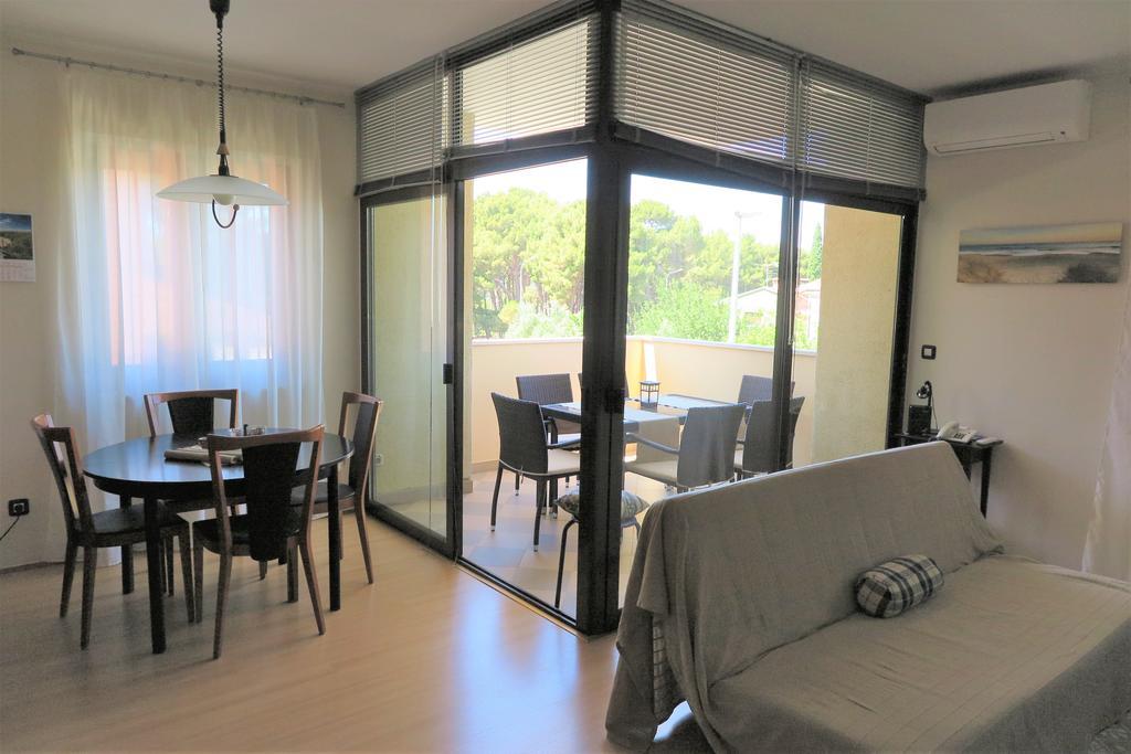 Apartment Lara Rovinj Zewnętrze zdjęcie